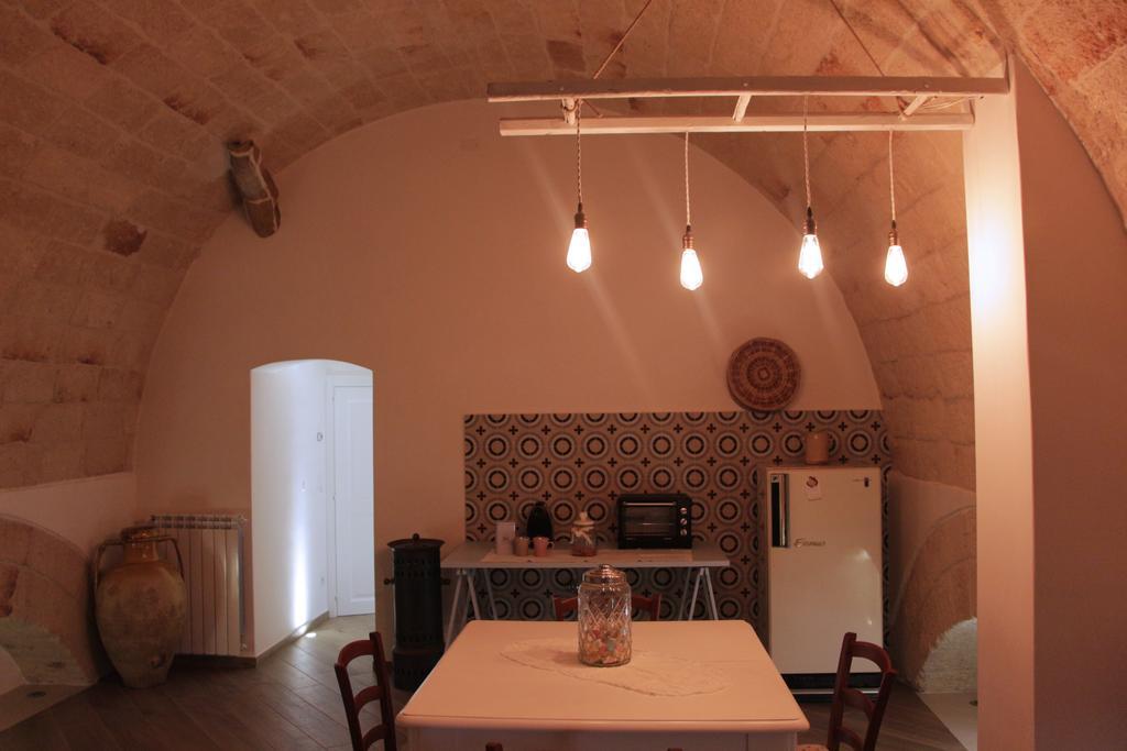 Palazzo Manfredi - Bed And Breakfast โมโนโปลี ภายนอก รูปภาพ